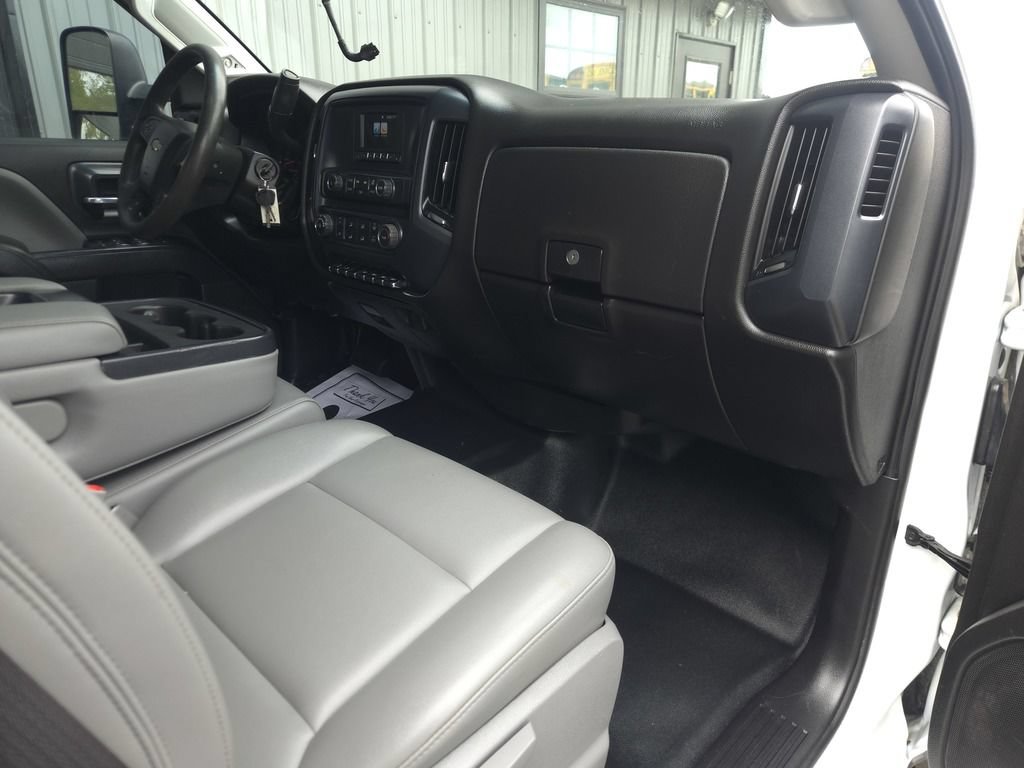 Used 2017 Chevrolet Silverado 2500 W/T AWD/4WD image 18