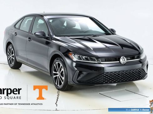 Used 2025 Volkswagen Jetta Sport FWD image 15