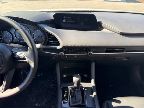 New 2026 MAZDA MAZDA3 2.5 S Preferred image 17
