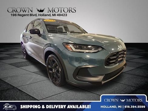 Used 2024 Honda HR-V Sport image 1