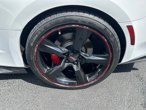 Used 2016 Chevrolet Camaro SS RWD image 26