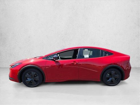 New 2026 Toyota Prius Plug-In Hybrid FWD image 5