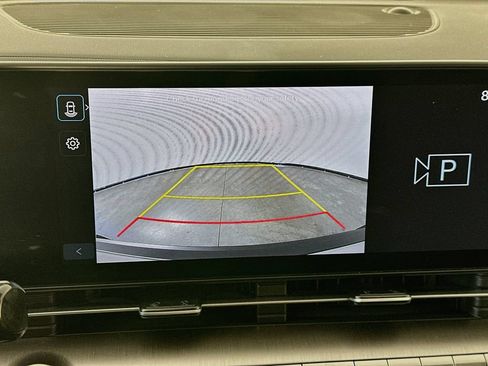 Used 2025 Hyundai Kona SE FWD image 19