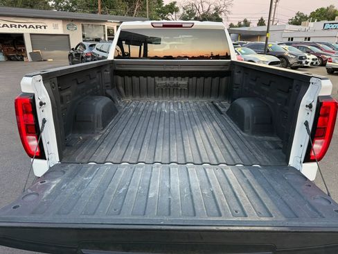 Used 2022 GMC Sierra 1500 Pro w/ Sierra Value Package AWD/4WD image 24