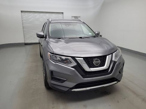 Used 2019 Nissan Rogue SV AWD/4WD image 14