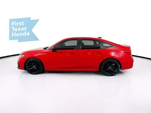 Used 2023 Honda Civic Sport image 4