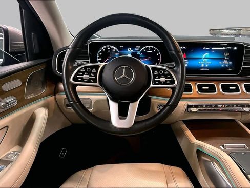 Used 2021 Mercedes-Benz GLE 350 4MATIC image 5