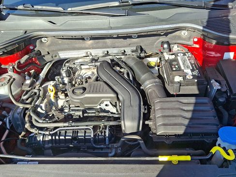 Used 2022 Volkswagen Taos SE w/ Panoramic Sunroof Package image 27