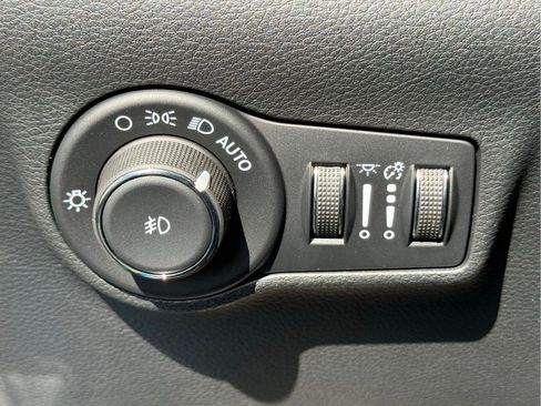 New 2026 Jeep Compass Limited AWD/4WD image 25