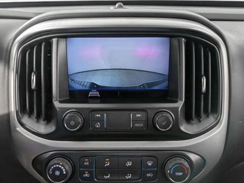 Used 2022 Chevrolet Colorado LT w/ Fleet Safety Package image 24