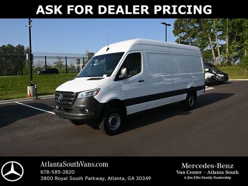 Used 2024 Mercedes-Benz Sprinter 2500 image 1
