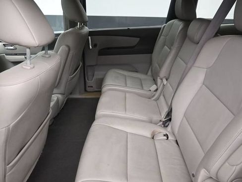 Used 2017 Honda Odyssey EX-L image 19