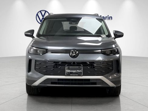 New 2026 Volkswagen Tiguan SE AWD/4WD image 8