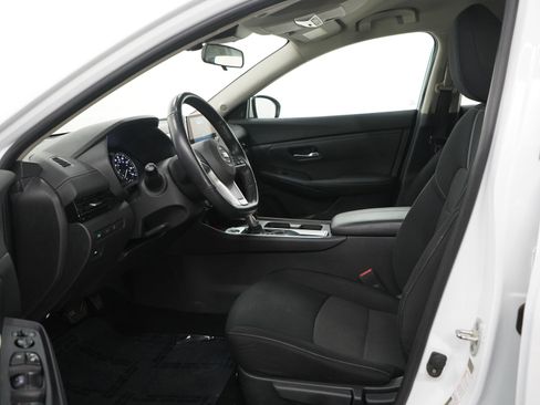 Used 2022 Nissan Sentra SV image 18