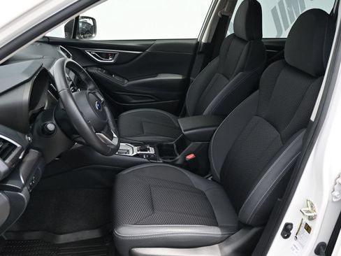 Used 2021 Subaru Forester Premium AWD/4WD image 18