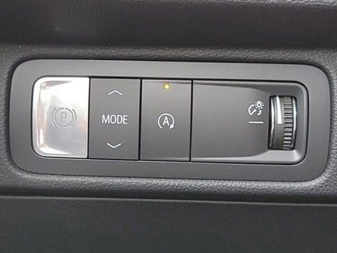 New 2026 Chevrolet Traverse LT w/ Sun and Wheel Package image 39