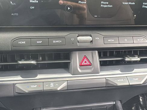 New 2025 Kia K4 EX image 24
