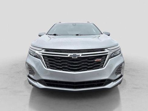 Used 2023 Chevrolet Equinox RS w/ LPO, Floor Liner Package AWD/4WD image 9