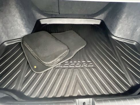 Used 2021 Honda Accord EX-L image 24