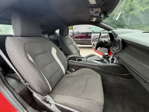 Used 2016 Chevrolet Camaro LT RWD image 16