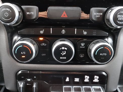 Used 2022 RAM 1500 Big Horn image 12