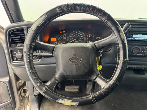 Used 2002 Chevrolet Silverado 1500 LS w/ Off-Road Pkg image 22