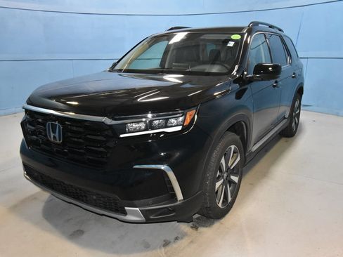 Used 2025 Honda Pilot Elite image 28