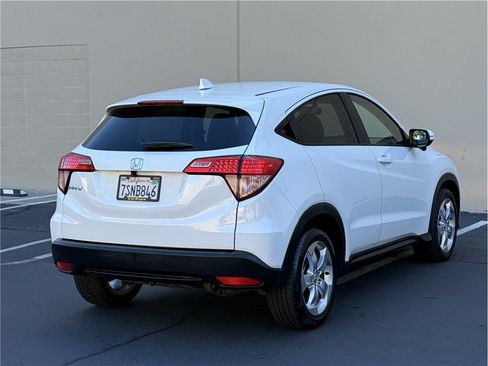 Used 2016 Honda HR-V EX image 7