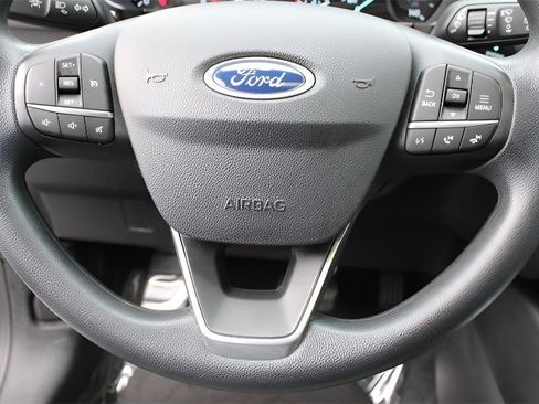 Used 2020 Ford Escape SE image 12
