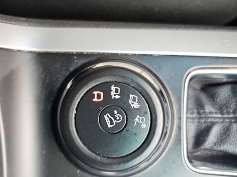 Used 2015 Ford Explorer XLT w/ Equipment Group 202B image 44