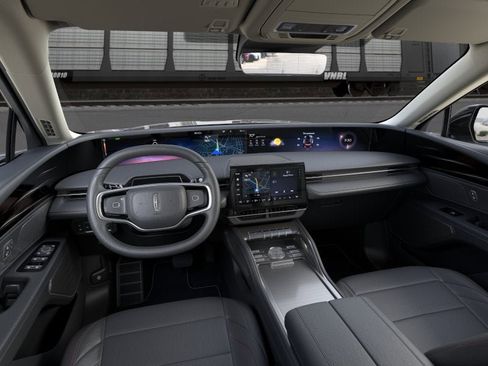 New 2026 Lincoln Nautilus Premier w/ Jet Appearance Package AWD/4WD image 9