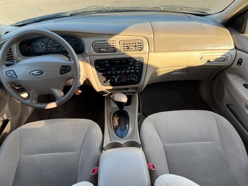 Used 2003 Ford Taurus SE image 12