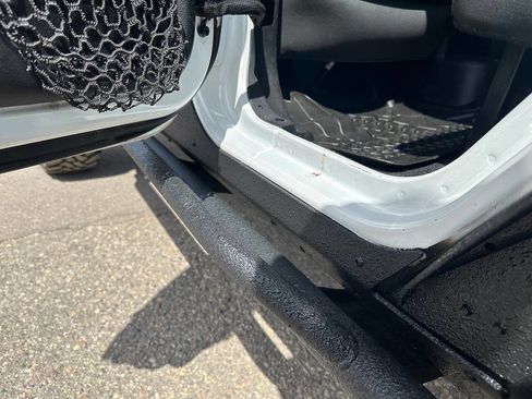 Used 2012 Jeep Wrangler Unlimited Rubicon w/ Connectivity Group AWD/4WD image 37