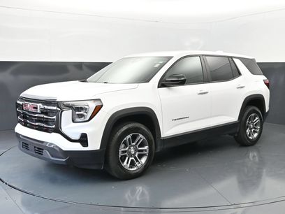 Used 2025 GMC Terrain Elevation