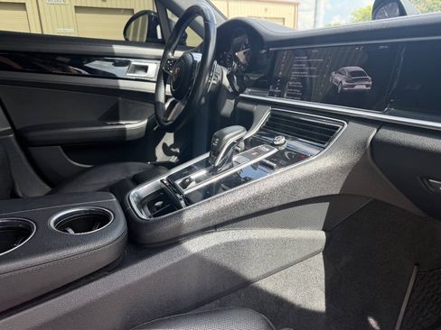 Used 2018 Porsche Panamera 4 AWD/4WD image 14