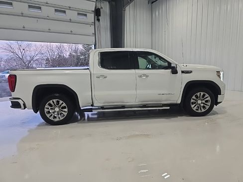 Used 2021 GMC Sierra 1500 Denali w/ Driver Alert Package II image 9