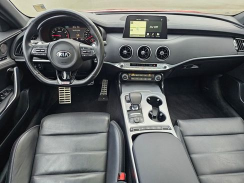 Used 2020 Kia Stinger GT2 image 15