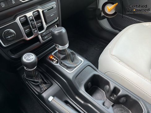 Used 2021 Jeep Gladiator Overland AWD/4WD image 76