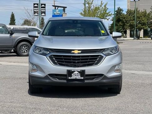 Used 2020 Chevrolet Equinox LT w/ Driver Convenience Package AWD/4WD image 2