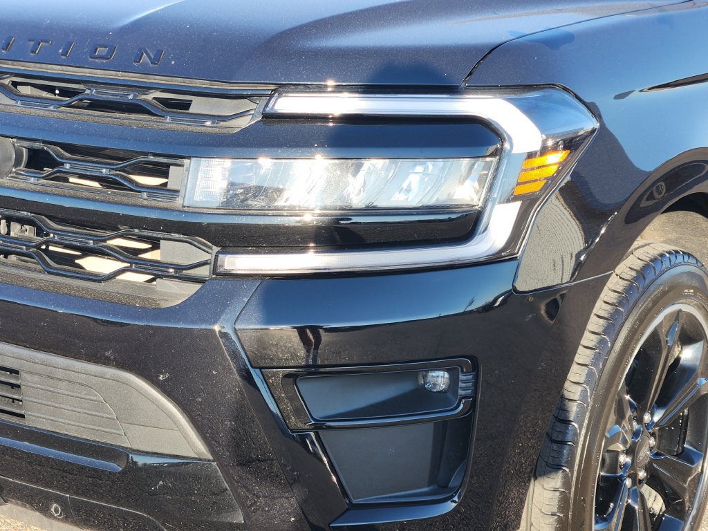Used 2024 Ford Expedition Limited RWD image 8