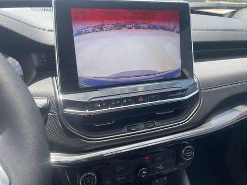 New 2025 Jeep Compass Latitude w/ Altitude Special Edition image 23