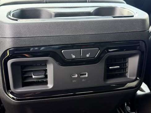 New 2025 GMC Sierra 2500 AT4 w/ AT4 Premium Plus Package image 17