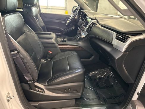 Used 2016 GMC Yukon XL SLT RWD image 17