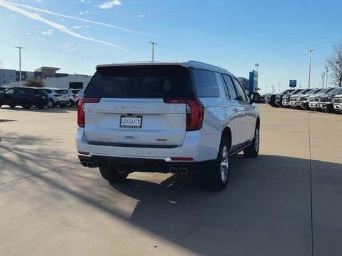 New 2026 GMC Yukon XL Denali w/ Sun & Power Step Package RWD image 8