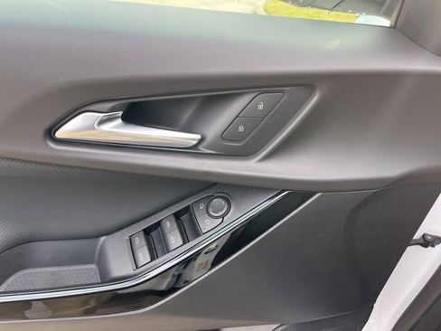 New 2026 Chevrolet Equinox LT w/ LPO, Floor Liner Package image 14