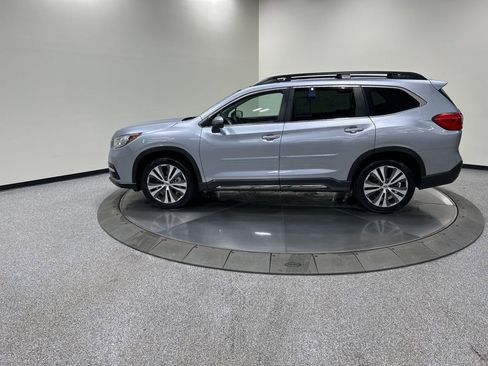 Used 2022 Subaru Ascent Limited w/ Technology Package image 9