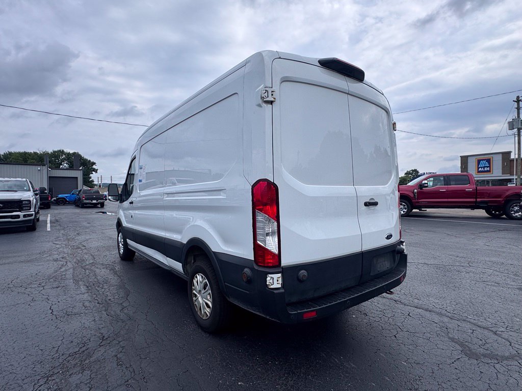 Used 2019 Ford Transit 250 148 Medium Roof RWD image 4