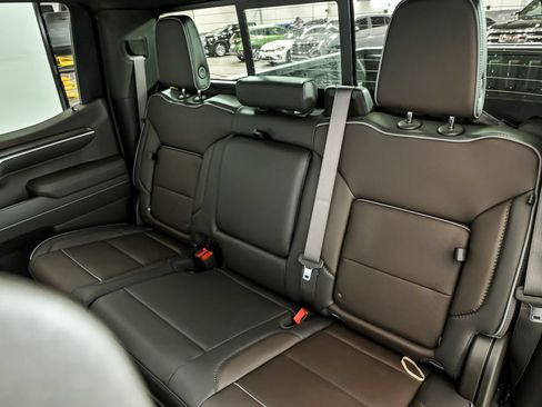 New 2026 GMC Sierra 1500 Denali AWD/4WD image 10