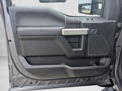 Used 2021 Ford F250 Lariat w/ Lariat Ultimate Package image 13