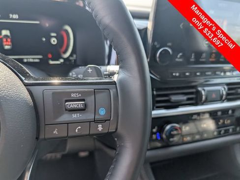 Used 2023 Nissan Pathfinder Platinum w/ Lighting Package (N93) AWD/4WD image 19